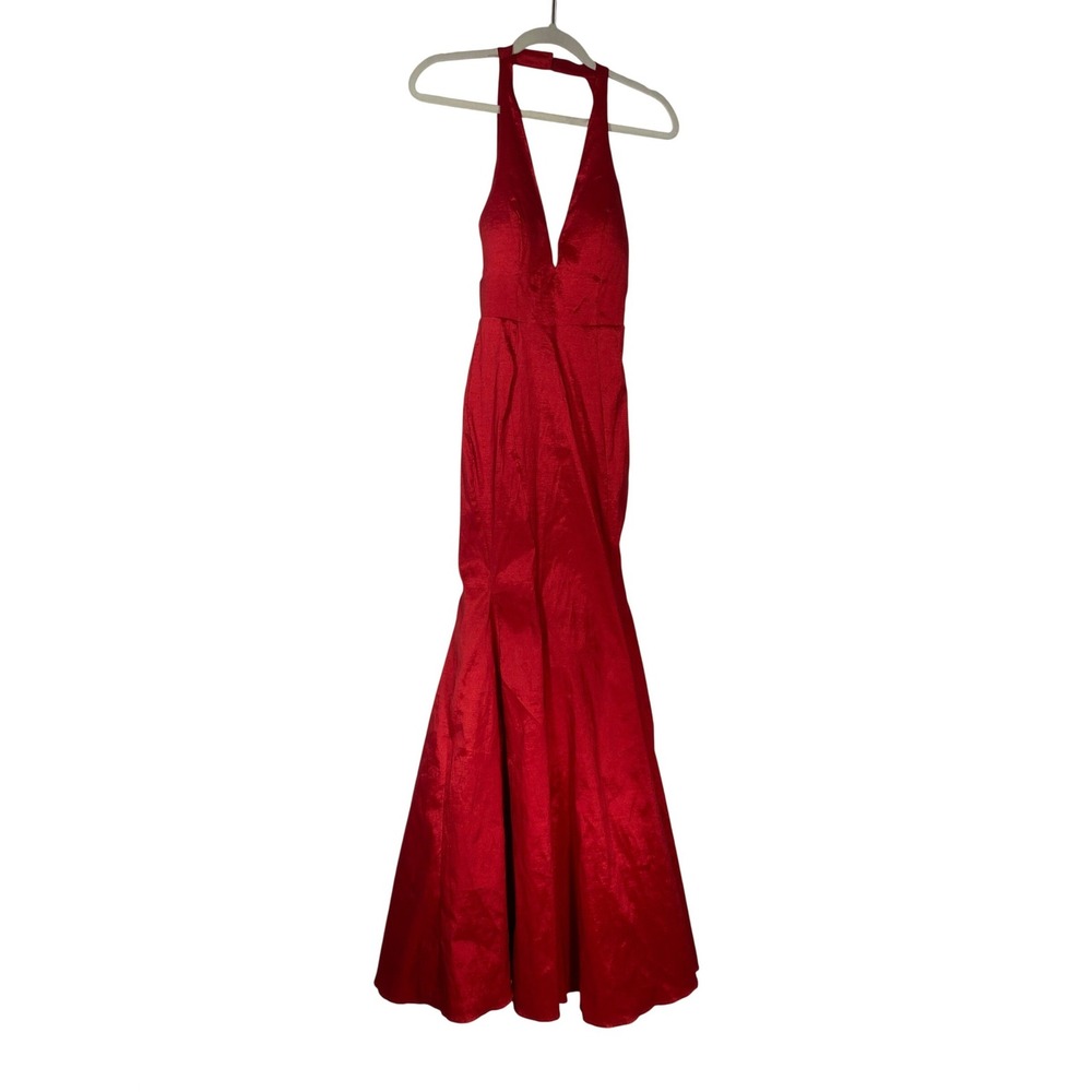Windsor Halter Mermaid Gown - M - Deep V-Neck Formal Prom Gala Evening Dress